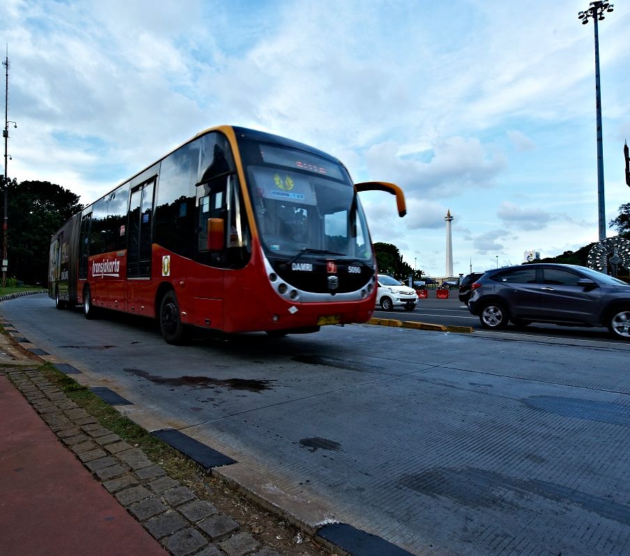 Transjakarta Lanjut Tambah Bus Listrik Pada 2024 - Berita Otosia.com