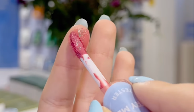 2. Memilih Lipstik