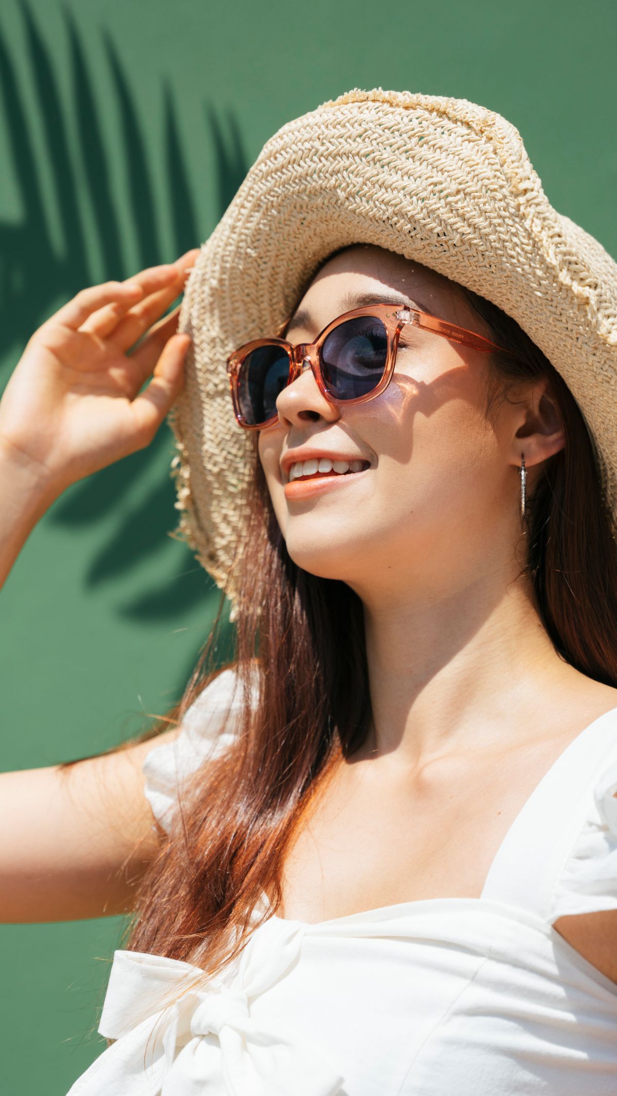 Tampil Lebih Stylish, Ini 4 Tips Pakai Aksesori dengan Cara On Point!