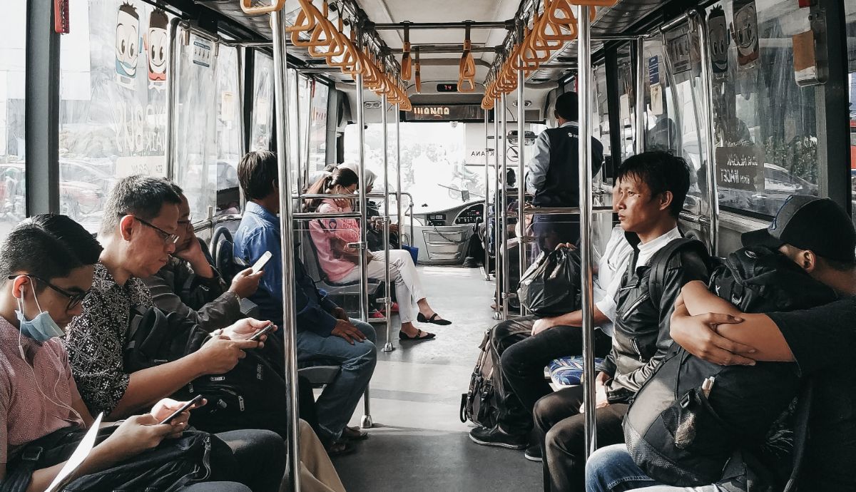 1.Transportasi Umum