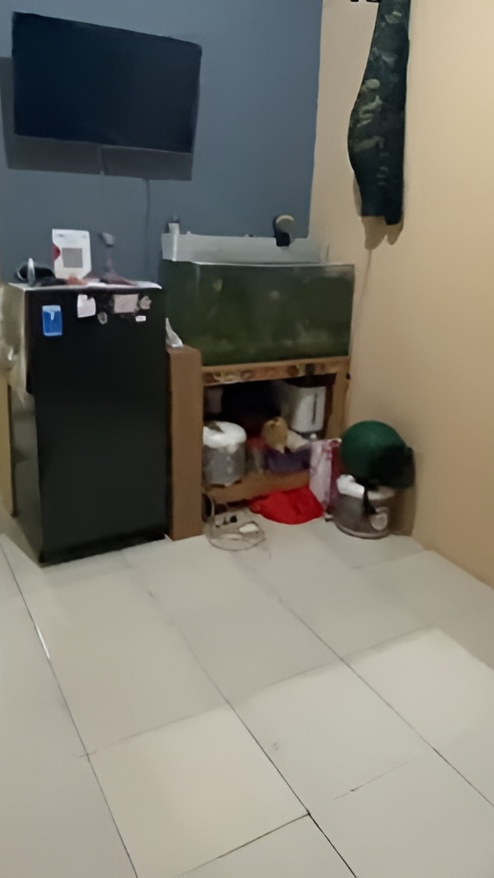 Potret Rumah Kontrakan Nyeleneh di Cikarang, Kamar Tidur Persis Samping Dapur