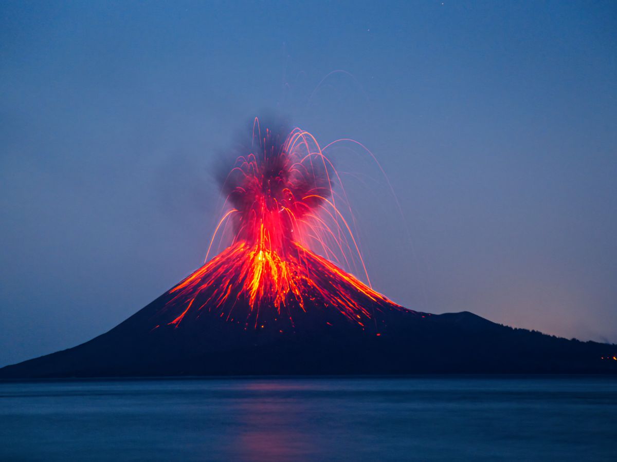 Gunung Krakatau