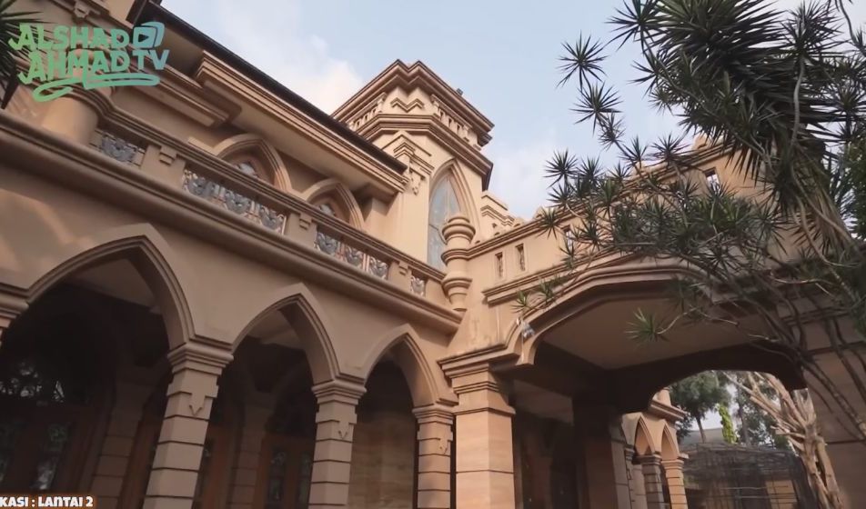 Rumah Orang tua Alshad Ahmad