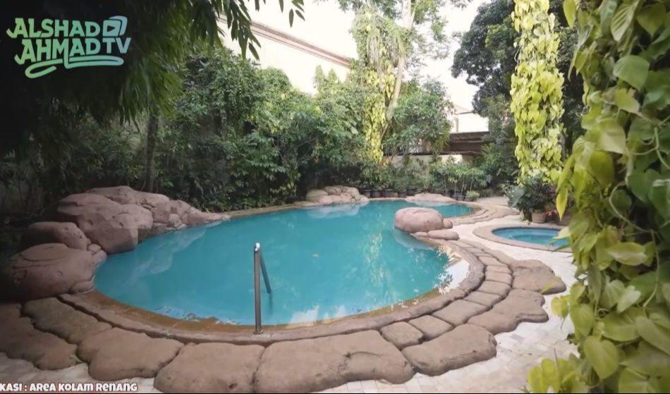 Kolam Renang