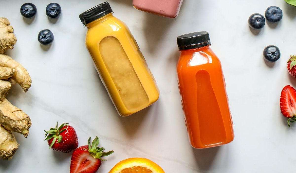 1. Minum Jus Kunyit dan Jus Buah Bit