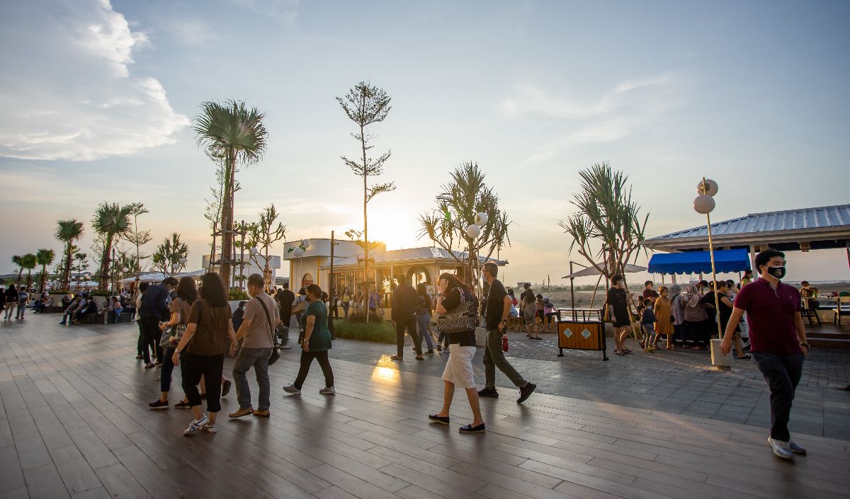2. Pantai Indah Kapuk (PIK)