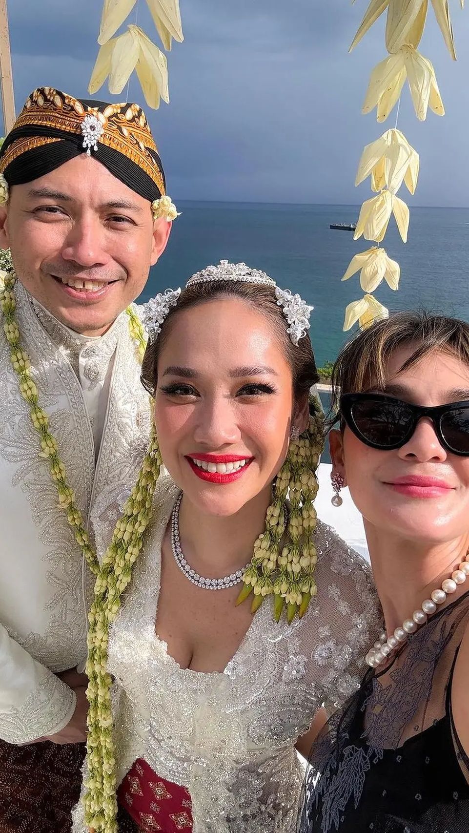 15 Gaya Mewah Artis Hadiri Pernikahan BCL, Kehadiran Ariel NOAH Jadi Sorotan!