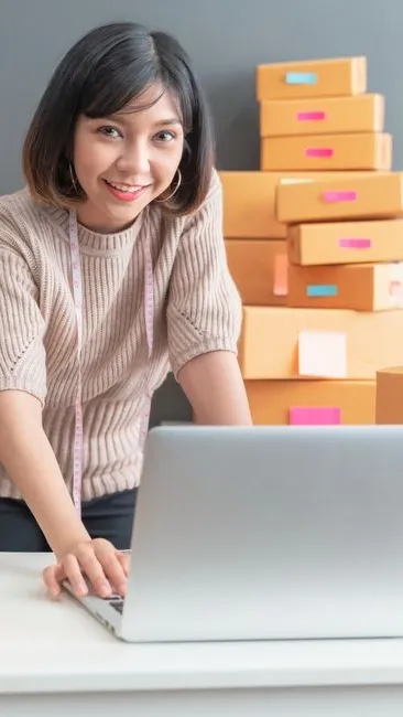Perputaran Uang Bisnis Online: Mesin Uang yang Tak Pernah Tidur