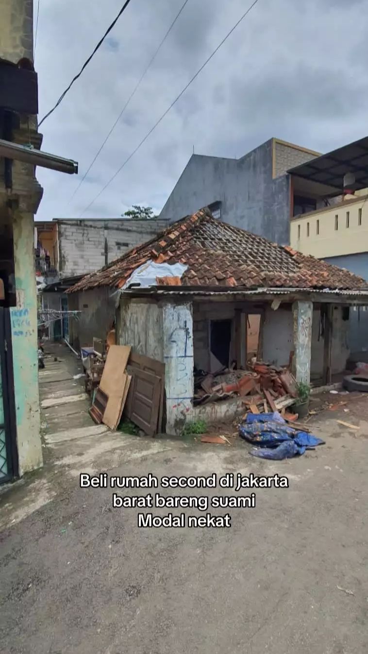 Bangunan Rusak Direnovasi Jadi Rumah Gedongan, Hasilnya Bak Istana Megah, Ini Potretnya