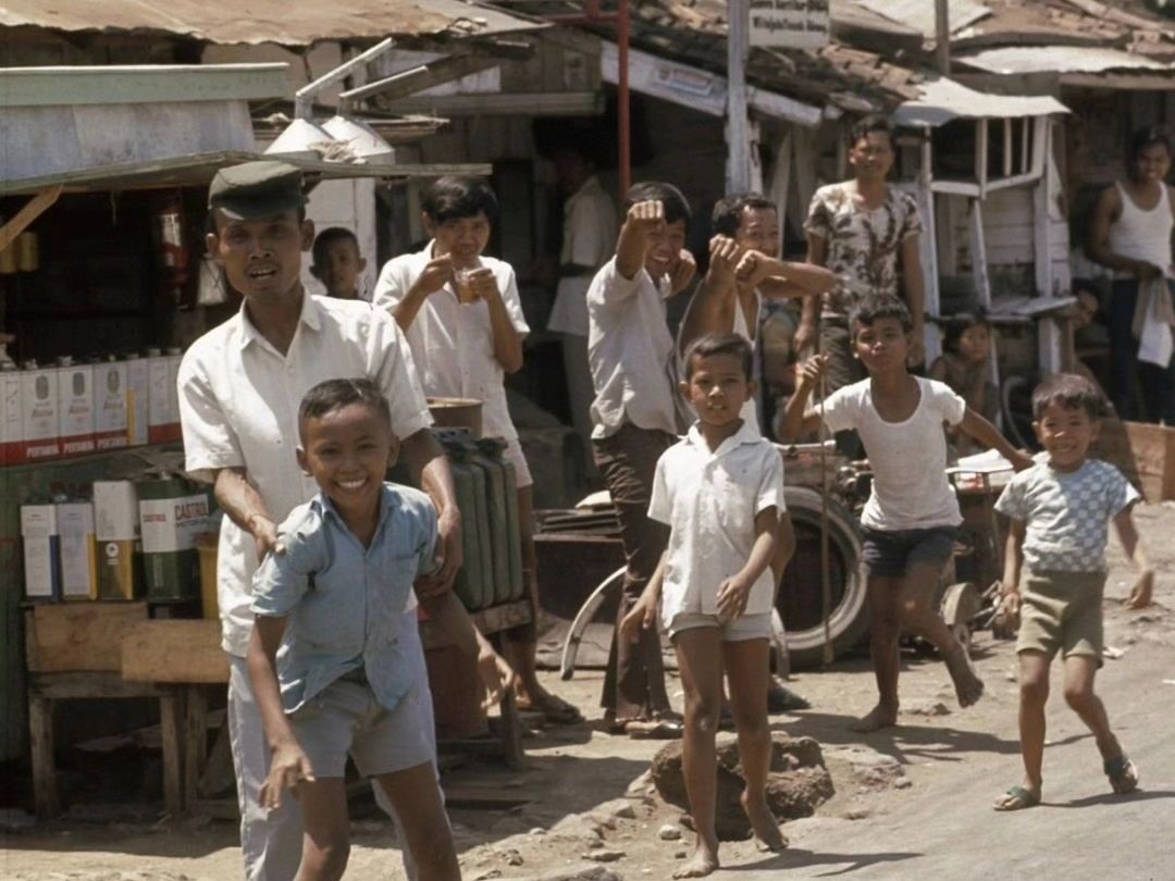 10 Potret Suasana Jalan Jakarta Medio 1970-an. Masih Asri Dan Terasa ...