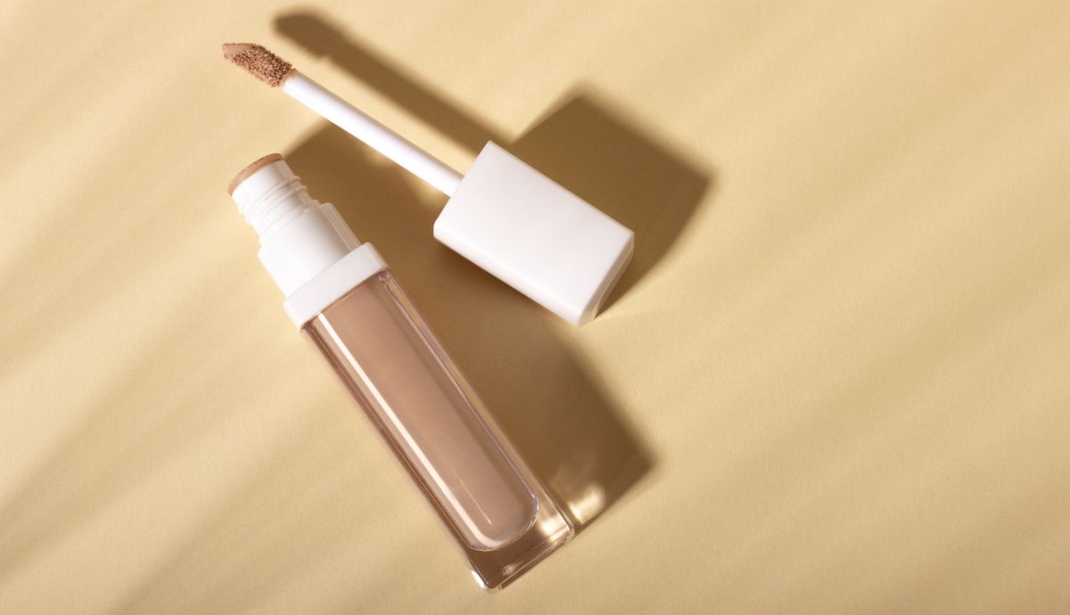 1. Pakai Concealer