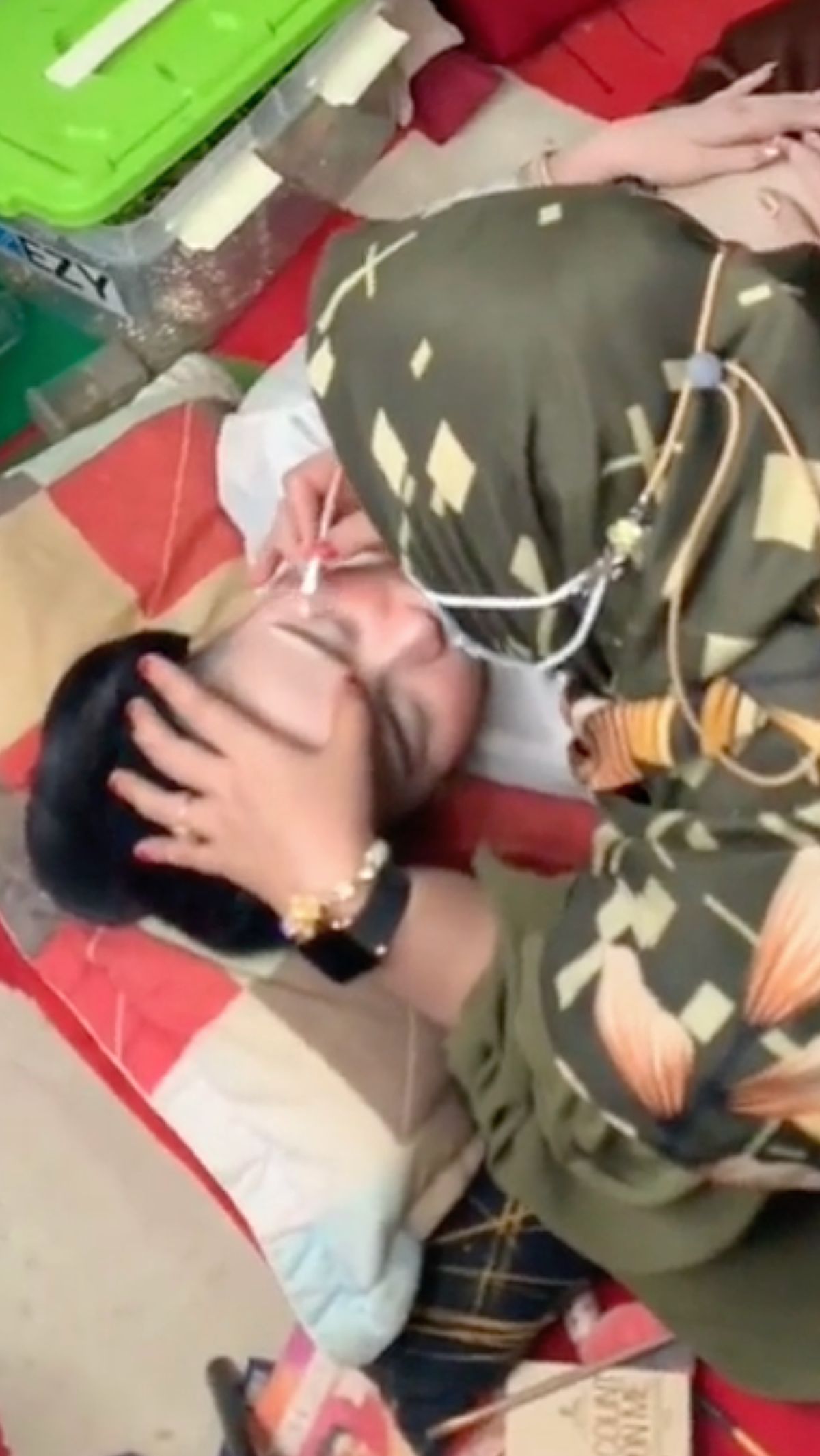 Pengantin Tidur Saat Dirias, Bangun-bangun Cantik dan Sudah jadi Istri Orang