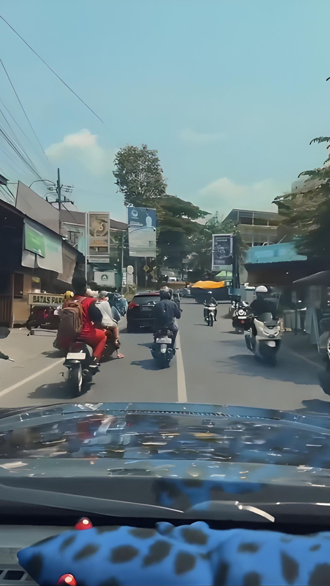 Spion kena tampol pemotor bandel