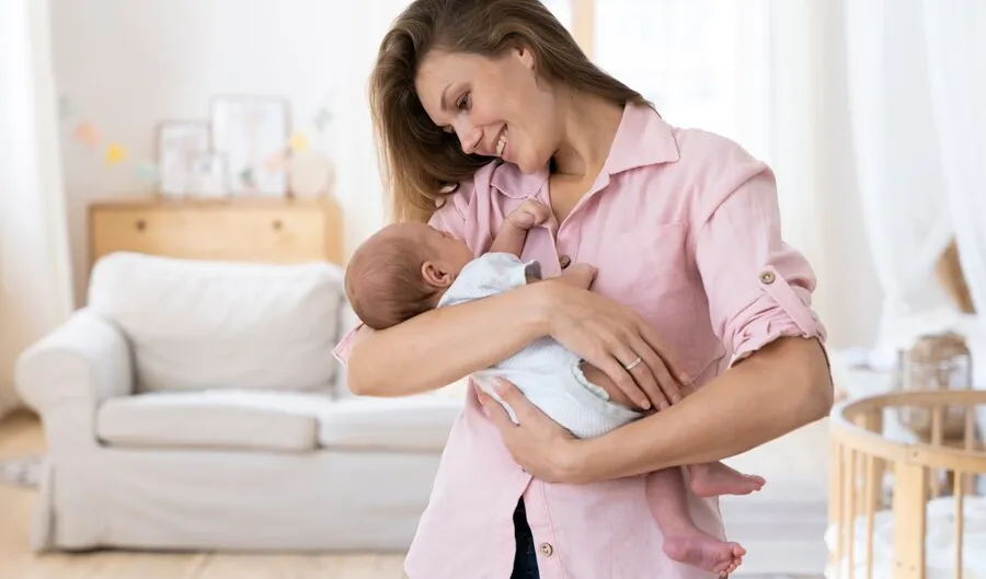 Bayi Memang Banyak Tidur