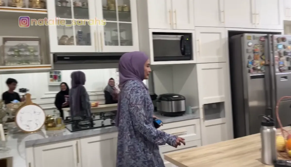 Dapur dan Kitchenset yang Lengkap