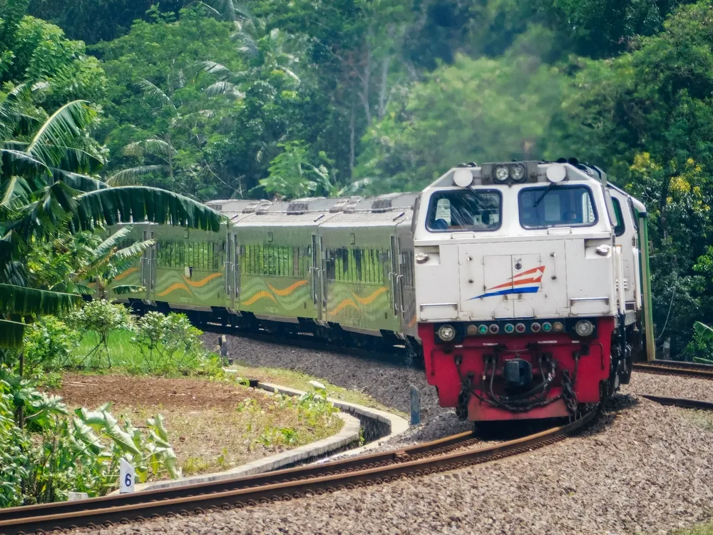 Stasiun Kereta Api Terbesar Di Indonesia