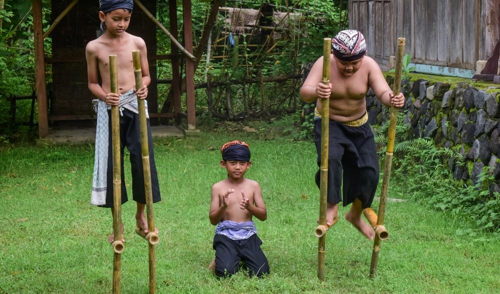 Engrang Daftar Permainan Tradisional Indonesia yang Kini Sudah Semakin Dilupakan
