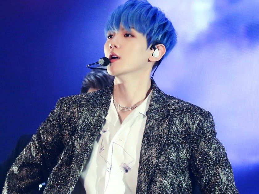 Baekhyun merupakan salah satu vokalis utama dari grup EXO yang debut sejak 2012.