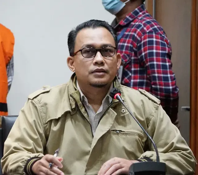 Bupati Nonaktif Mimika Eltinus Omaleng Divonis Lepas, KPK Segera Ajukan ...