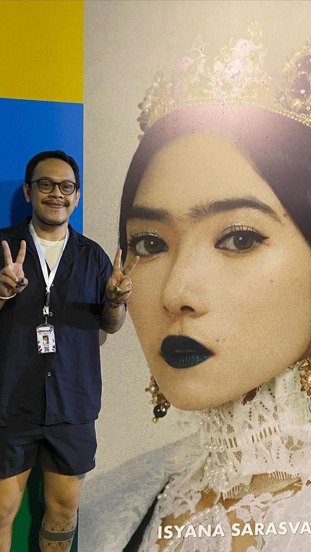 Marlo terlihat suka menghadiri konser artis lokal hingga artis luar negeri.