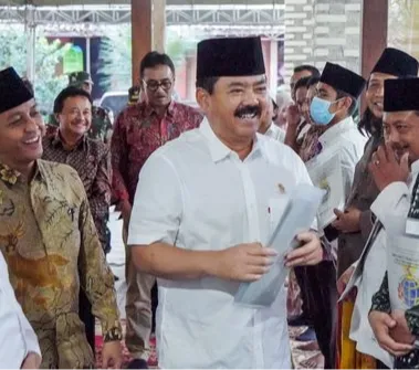 Menteri ATR/BPN  Hadi mengucapkan terima kasih kepada Bobby Nasution seraya berharap supaya sinergi dan kolaborasi antara Kantor Pertanahan Kota Medan dan Pemerintah Kota Medan dapat senantiasa berjalan dengan baik sehingga warga dapat merasakan kehadiran negara dalam memberikan kepastian hukum atas tanah masyarakat.