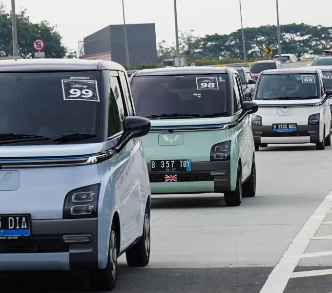 Korea Selatan adalah rumah bagi beberapa perusahaan terbesar di industri baterai EV. Sekitar seperempat baterai EV dunia dibuat oleh tiga konglomerat keluarga terbesar di negara ini, antara lain Samsung Jay Y. Lee , LG Koo Kwang-mo , dan SK Chey Tae-won.