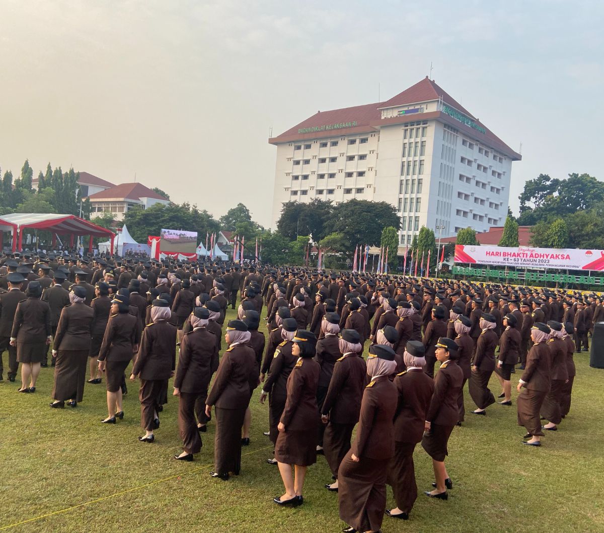 Jokowi Pimpin Upacara Hari Bhakti Adhyaksa Ke-63 Pagi Ini