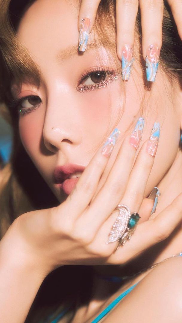 4 Tips Cantik Taeyeon, Penyanyi Korea Selatan yang Baru Konser di Jakarta