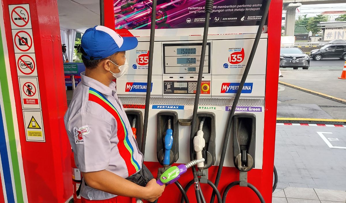 PT Pertamina telah resmi menjual bahan bakar minyak (BBM) jenis baru yang campuran dari Pertamax dan Bioetanol, disebut dengan Green Pertamax 95.