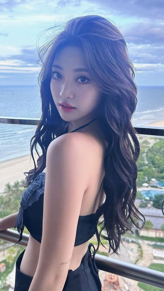 1. Wavy Hair