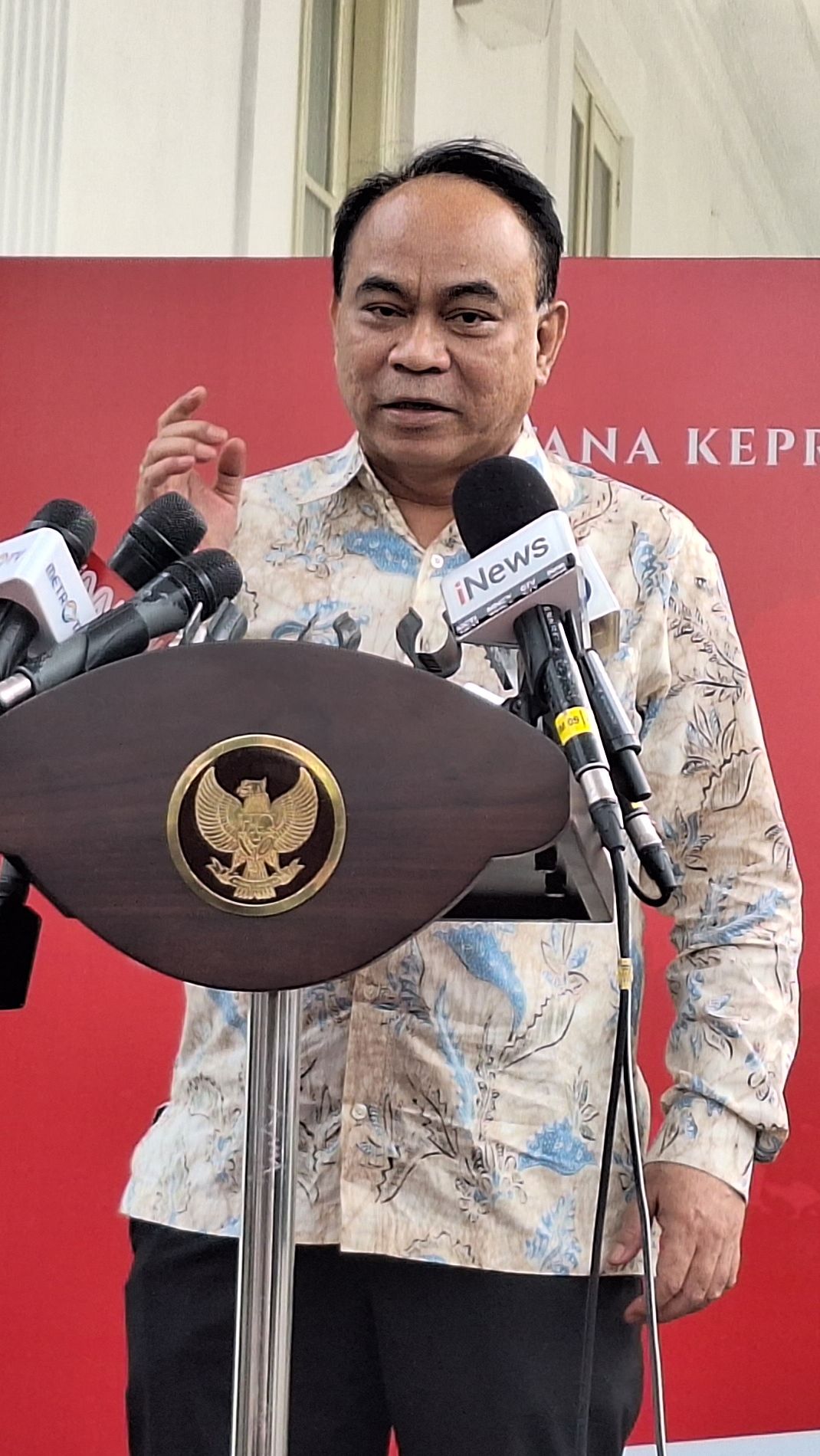 Budi Arie Bocorkan Pembicaraan dengan Jokowi di Solo: Didesak Dukung Pemerintah