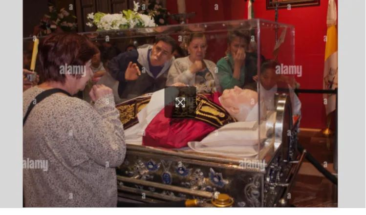 Video Jenazah Paus Yohanes Paulus II Utuh Setelah Makamnya Dibongkar