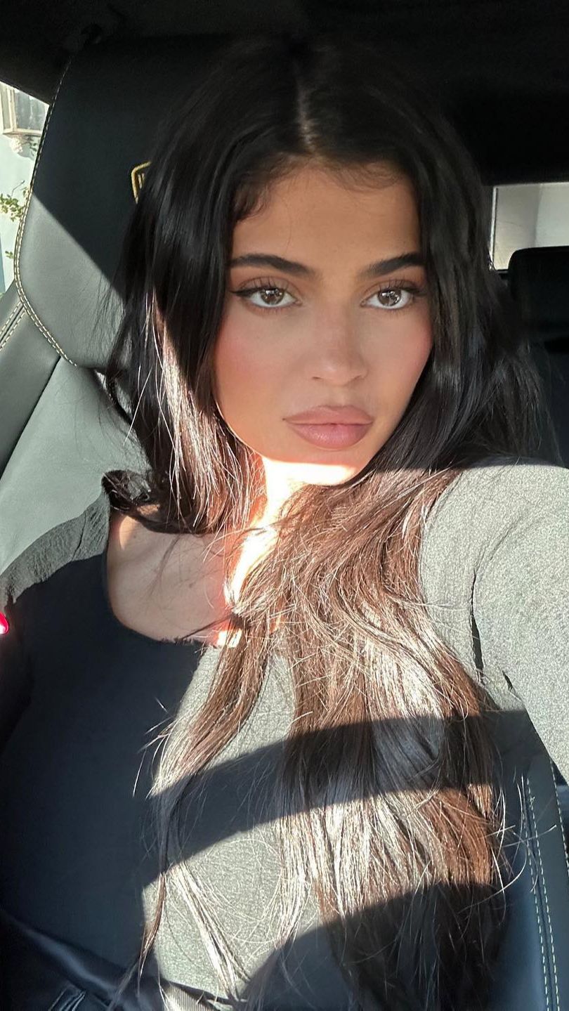 Kylie Jenner Admits To Getting Cosmetic Surgery After Years Of Denying It Trstdly Trusted 