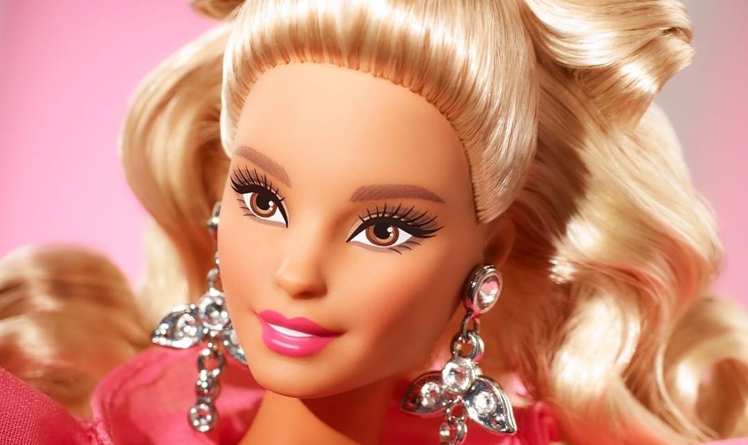 Barbie's official birthday is March 9, 1959. Her astrological sign is Pisces.