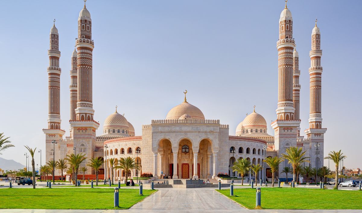 8. Masjid Al-Saleh