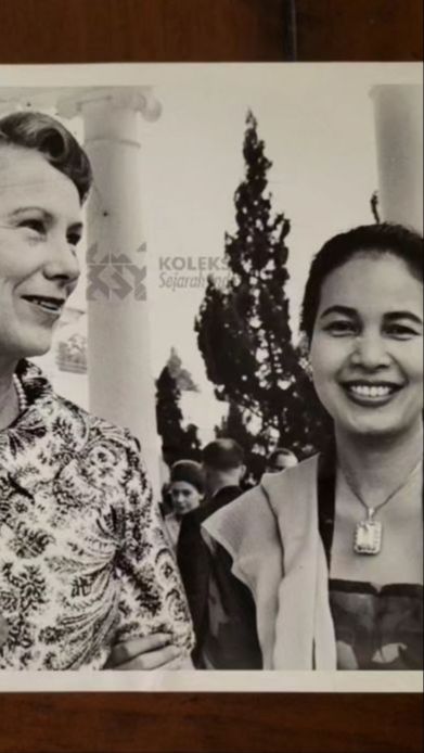 Potret Lawas Ibu Hartini Istri Bung Karno Dengan Istri Menlu Belanda