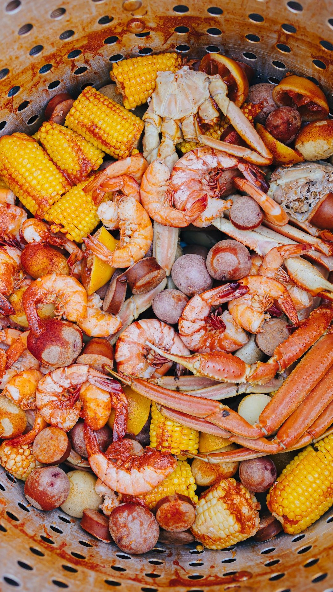 Easy Seafood Boil Recipe And Tips Perfect Dish For Gatherings Trstdly Com