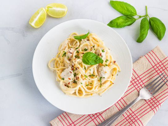 Tips on How to Make Chicken Alfredo for Vegan