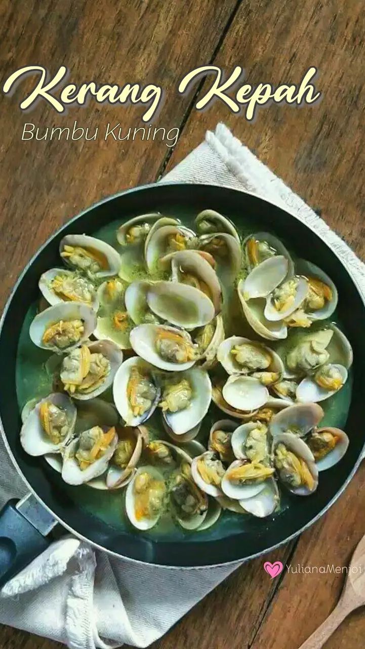 3. Kerang Kepah Bumbu Kuning