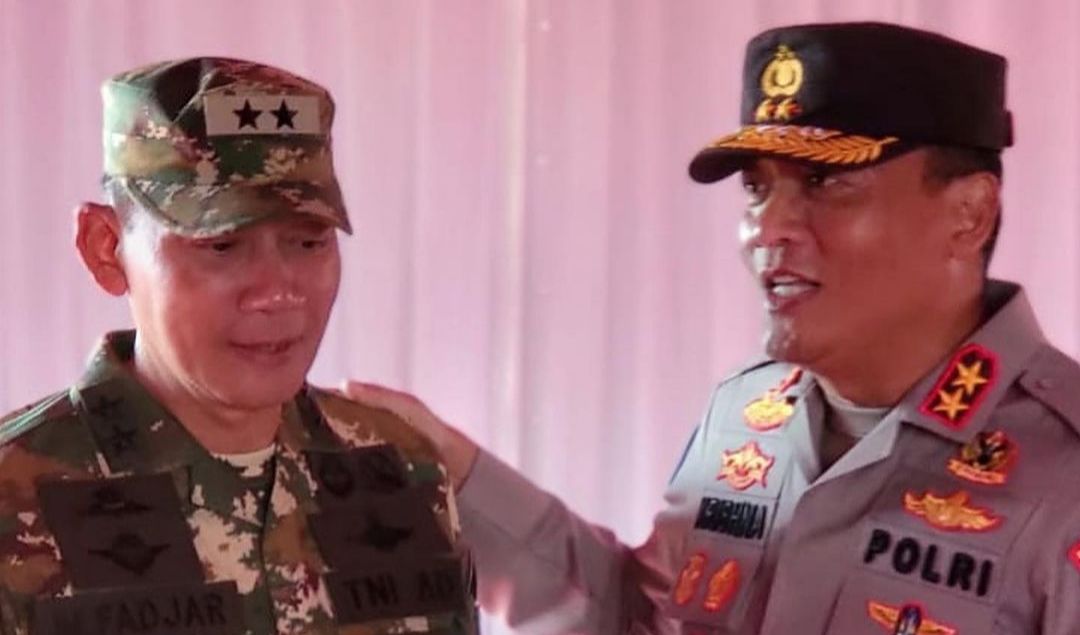 Lama Tak Jumpa Kakak Adik Sama Sama Jenderal Di Tni Polri Bertemu Di