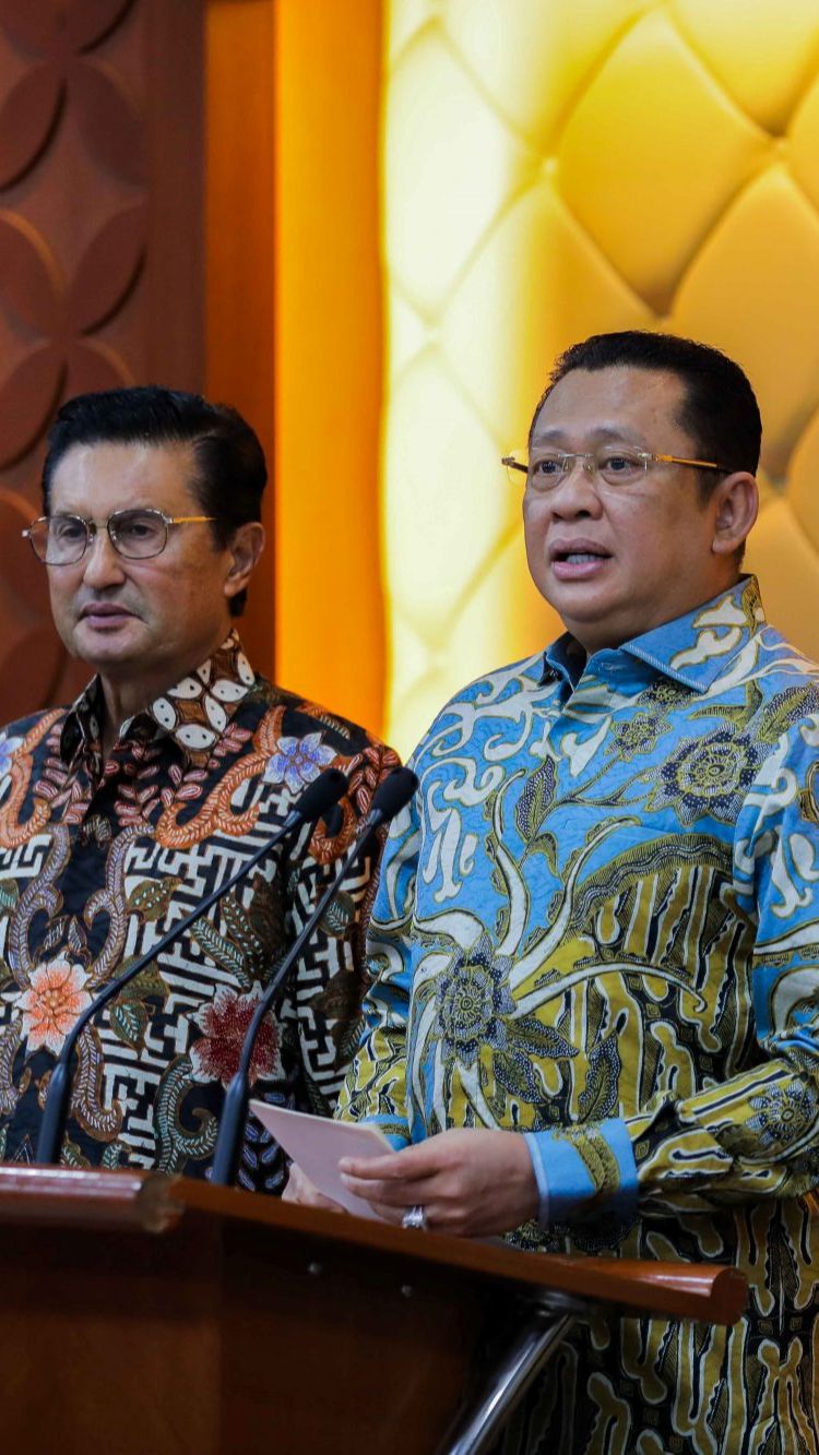 FOTO: Diapit Fadel Muhammad Dan Ahmad Basarah, Bambang Soesatyo ...