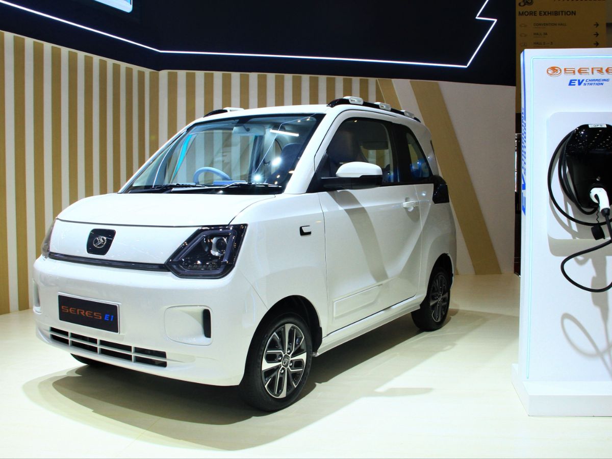 Mobil Listrik Paling Murah Di GIIAS 2023: Wuling Air Ev Lite Versus ...