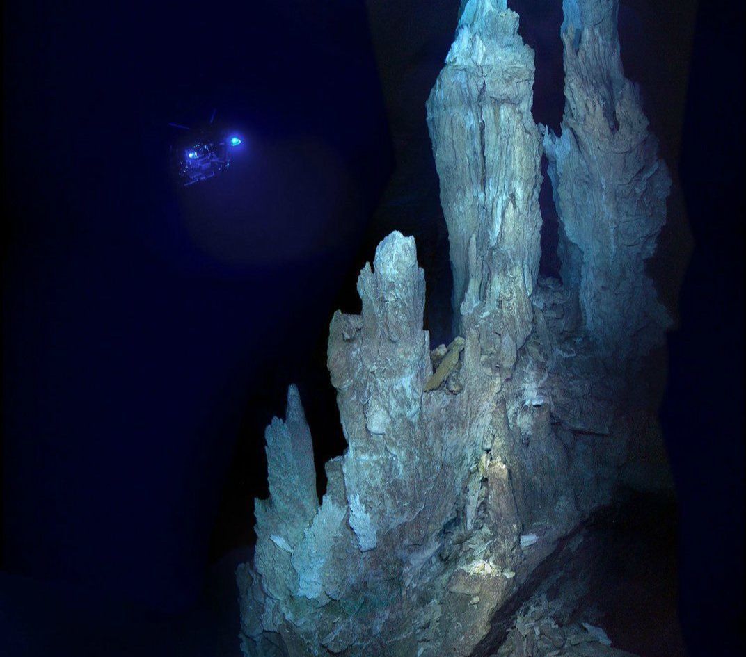 Wujud 'Kota yang Hilang' di Dasar Samudra Atlantik