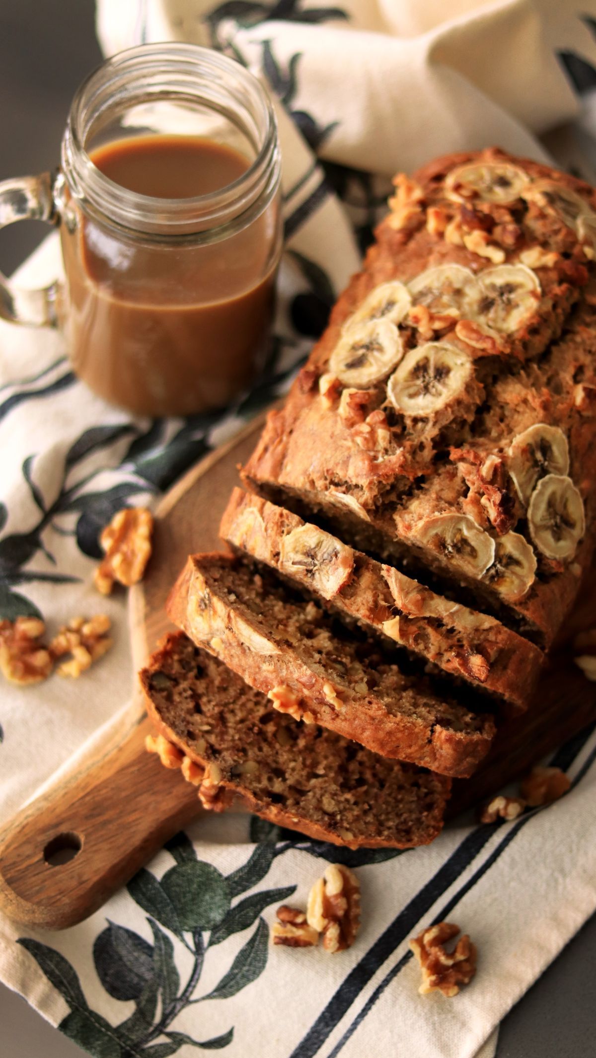 Moist Banana Bread Recipe is Easy and Super Soft: Use 3 Variants