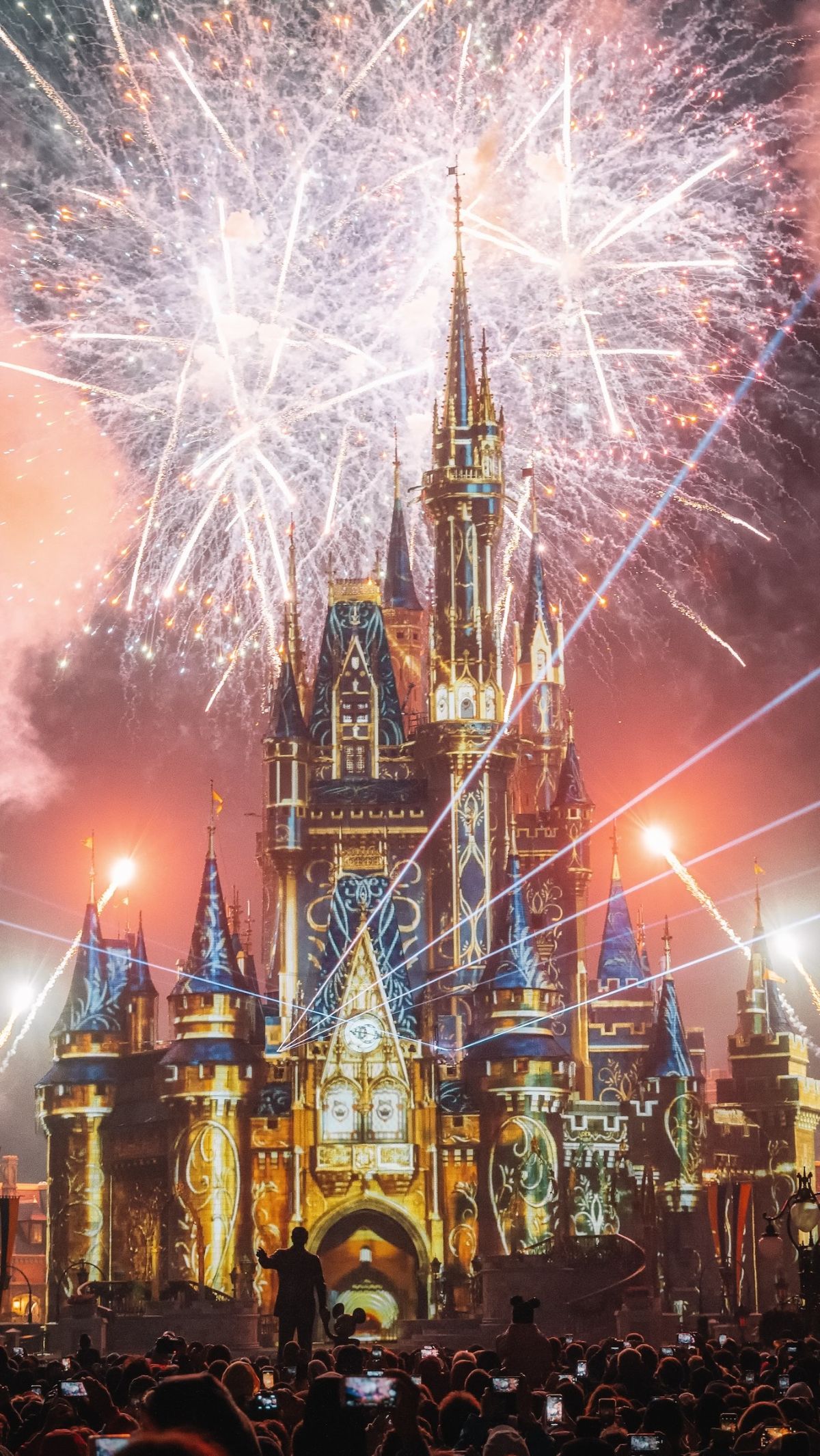 5 Most Beautiful Fireworks Festivals in the World You Can't Miss