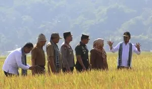 Dia mengatakan, warga tersebut sempat mengalami muntah-muntah hingga 20 kali.