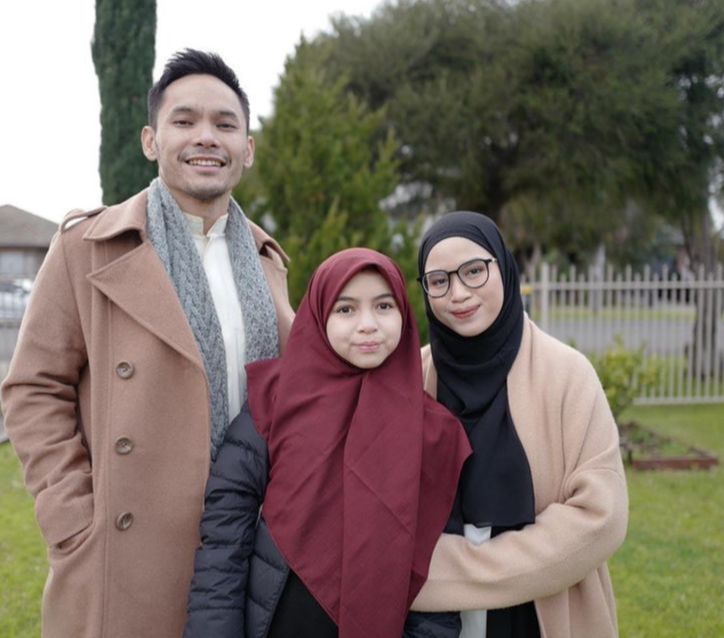 5 Anak Artis Yang Putuskan Berhijab Di Usia Belia, Ada Yang Sudah ...