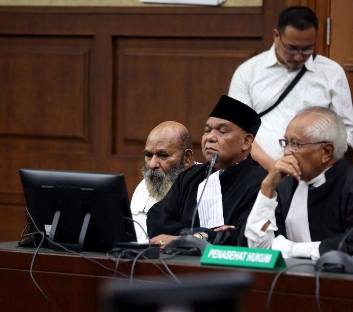 FOTO: Sidang Lanjutan Kasus Lukas Enembe, Dari Hakim Kasih Ultimatum ...