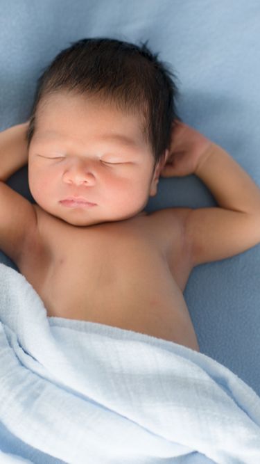 Letby diam-diam menyakiti 13 bayi di ruang neonatal di rumah sakit Countess of Chester antara tahun 2015 dan 2016, demikian pernyataan kantor kejaksaan Inggris (CPS).