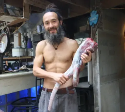 This Man Only Eats Meat of Dead Animals Hit on the Road
